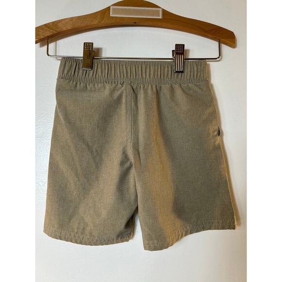 HURLEY Boy’s Two Pairs of 4-Way Stretch Hybrid Shorts / Size: 4 - Picture 6 of 14